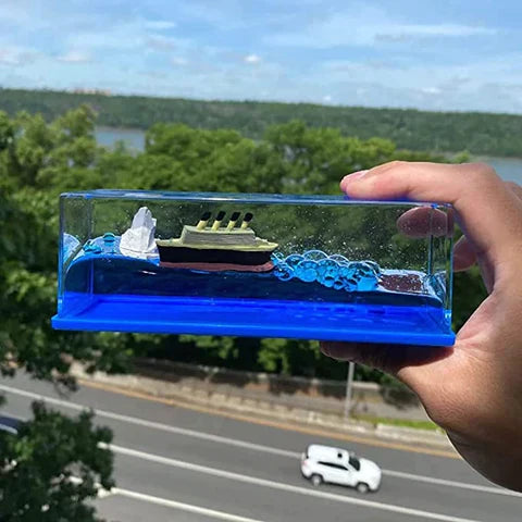 Unsinkable Titanic Cruise Ship & Iceberg Fluid Liquid Wave Decoration For Car Dashboard, Living Room, Office | Satisfying Mind Calming | Smooth Movement